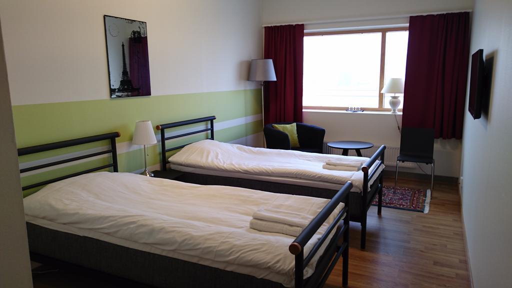Trestads Restaurang Hotell&Pensionat Vänersborg Extérieur photo